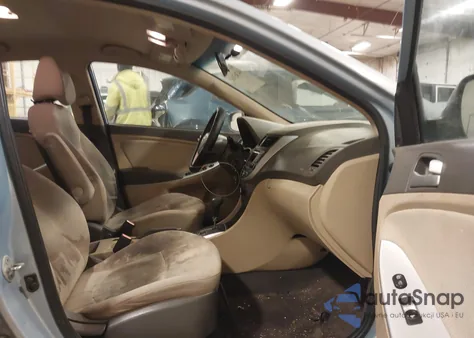 2014 Hyundai Accent Gls z USA, uszkodzony, nr VIN KMHCT4AEXEU688297